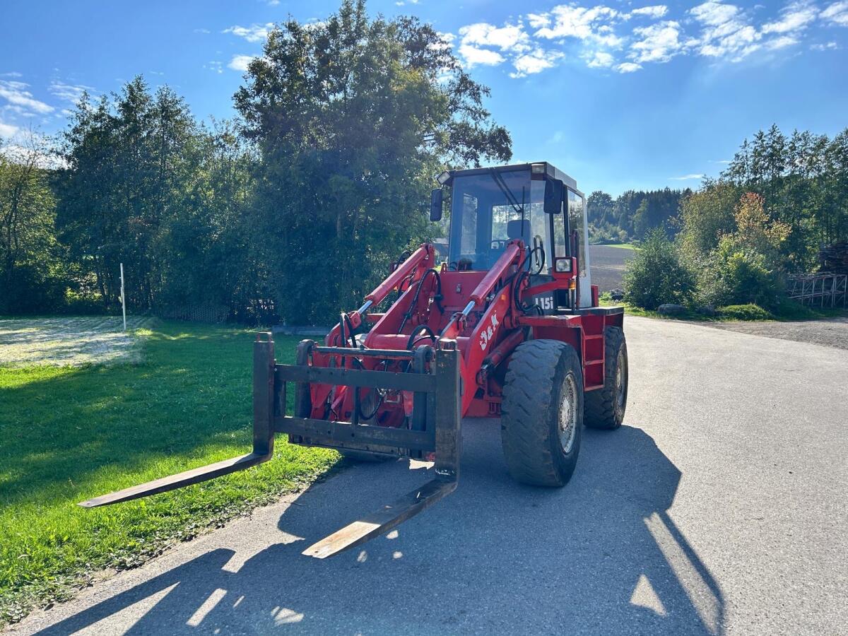 O&K L15i Radlader – 74 kW, 12.600 Bstd., mit Palettengabel 2