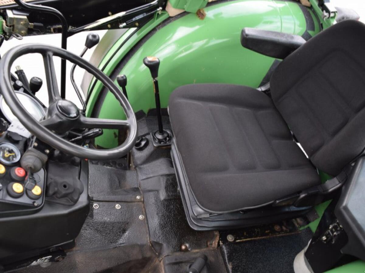 Traktor Fendt 275 zum Verkauf 3