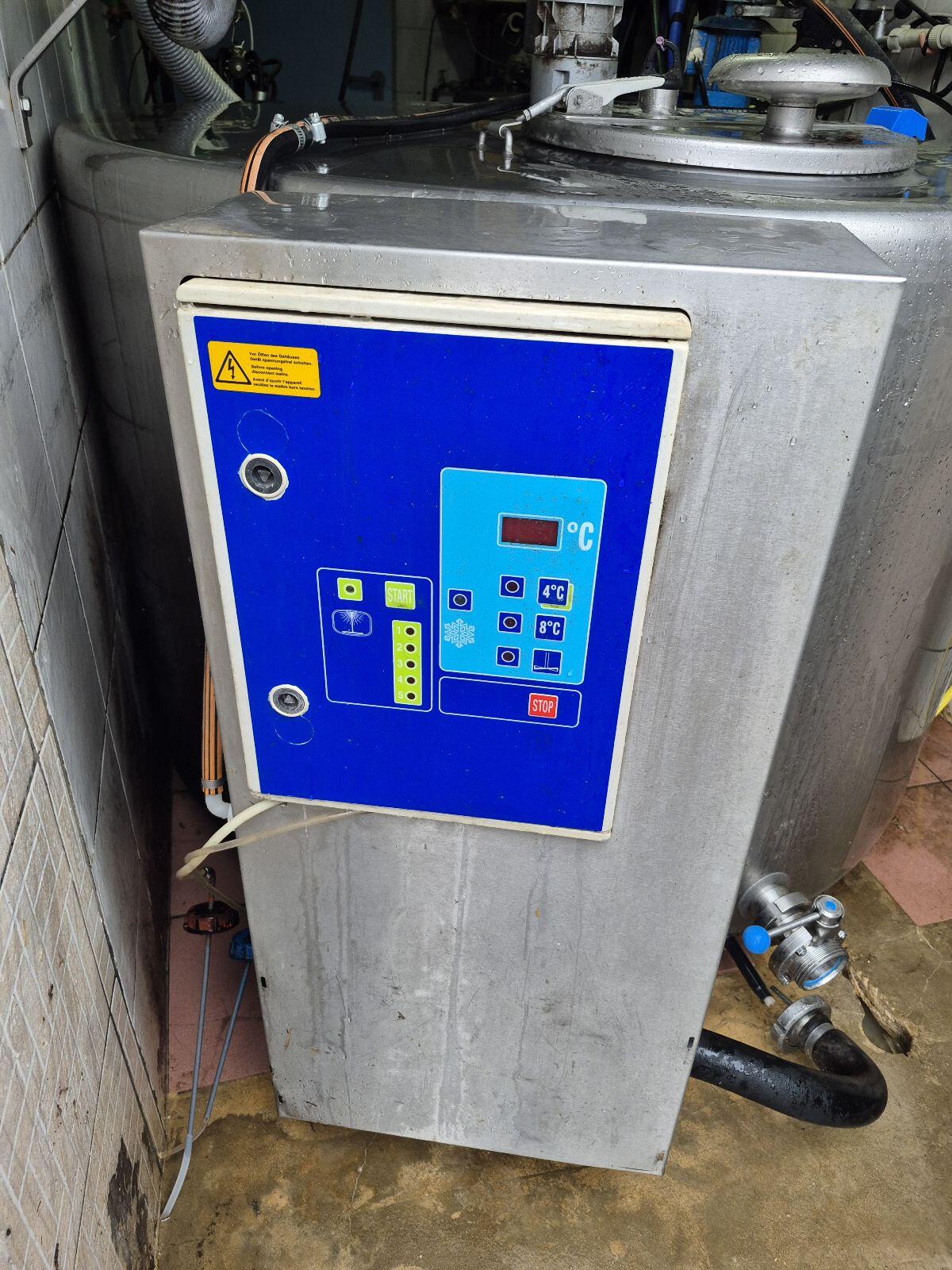 Etscheid Milchtank 1.050 l mit Reinigung 2