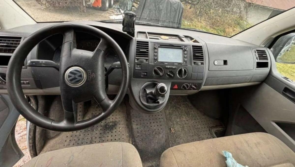 Volkswagen T5 Transporter 3