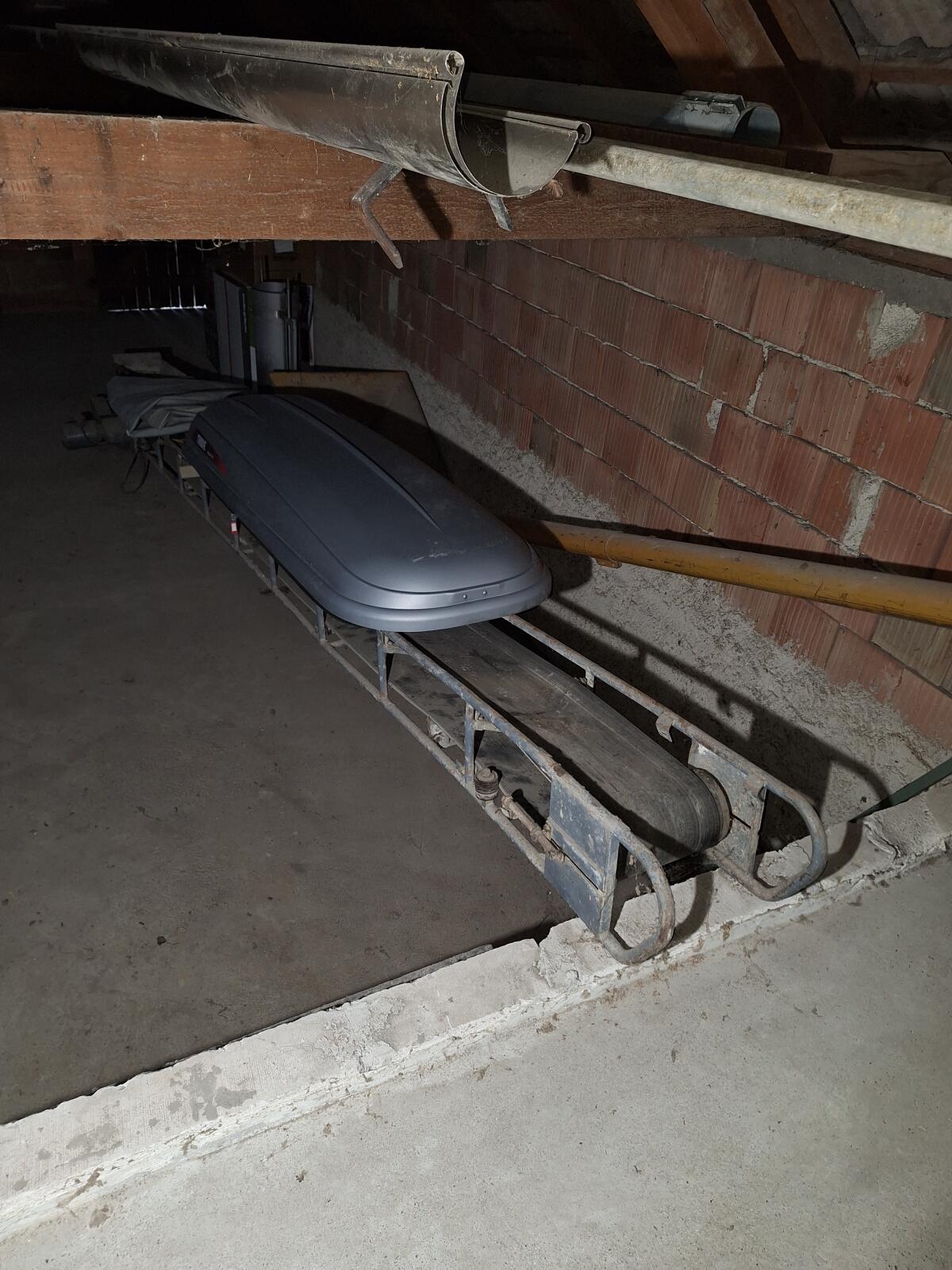 Schweres altes Förderband 3