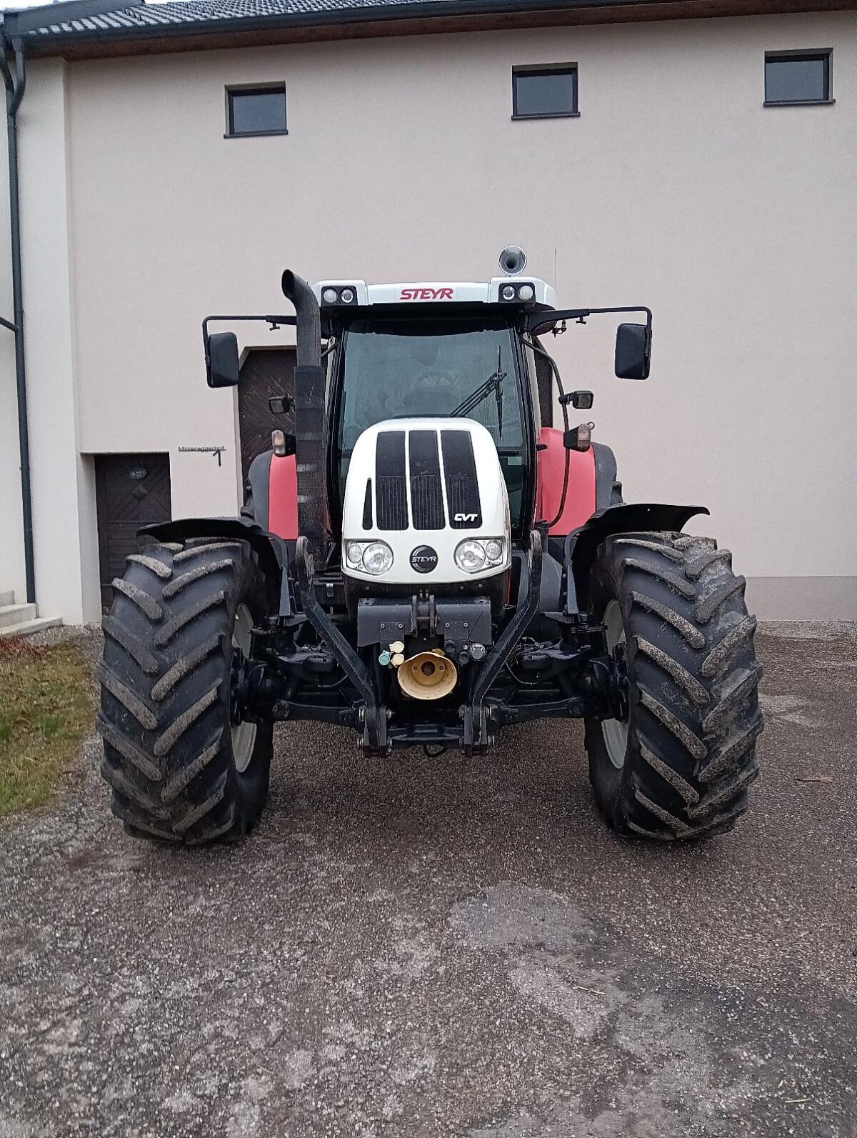Steyr CVT 6175 2
