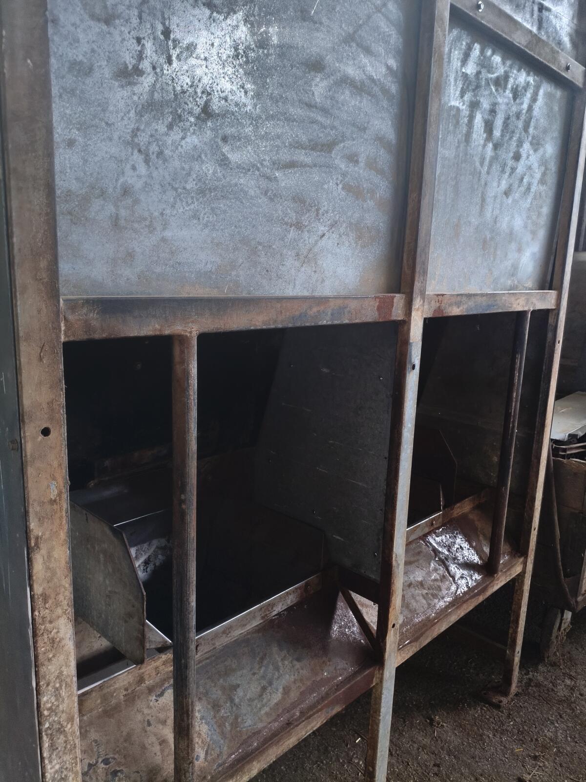 Wasserbauer Kraftfutter-Doppelstation 3