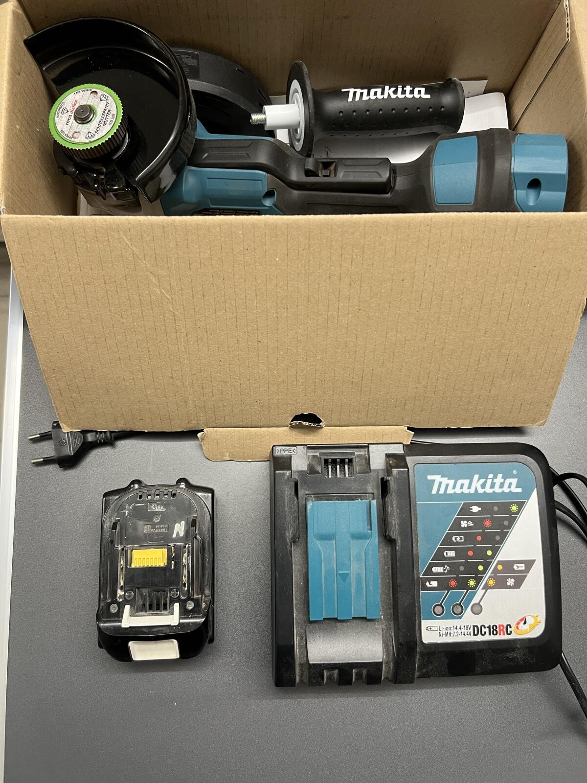 Makita DGA517Z Akku-Winkelschleifer 18V Ø 125 mm + 2 Akku un 2