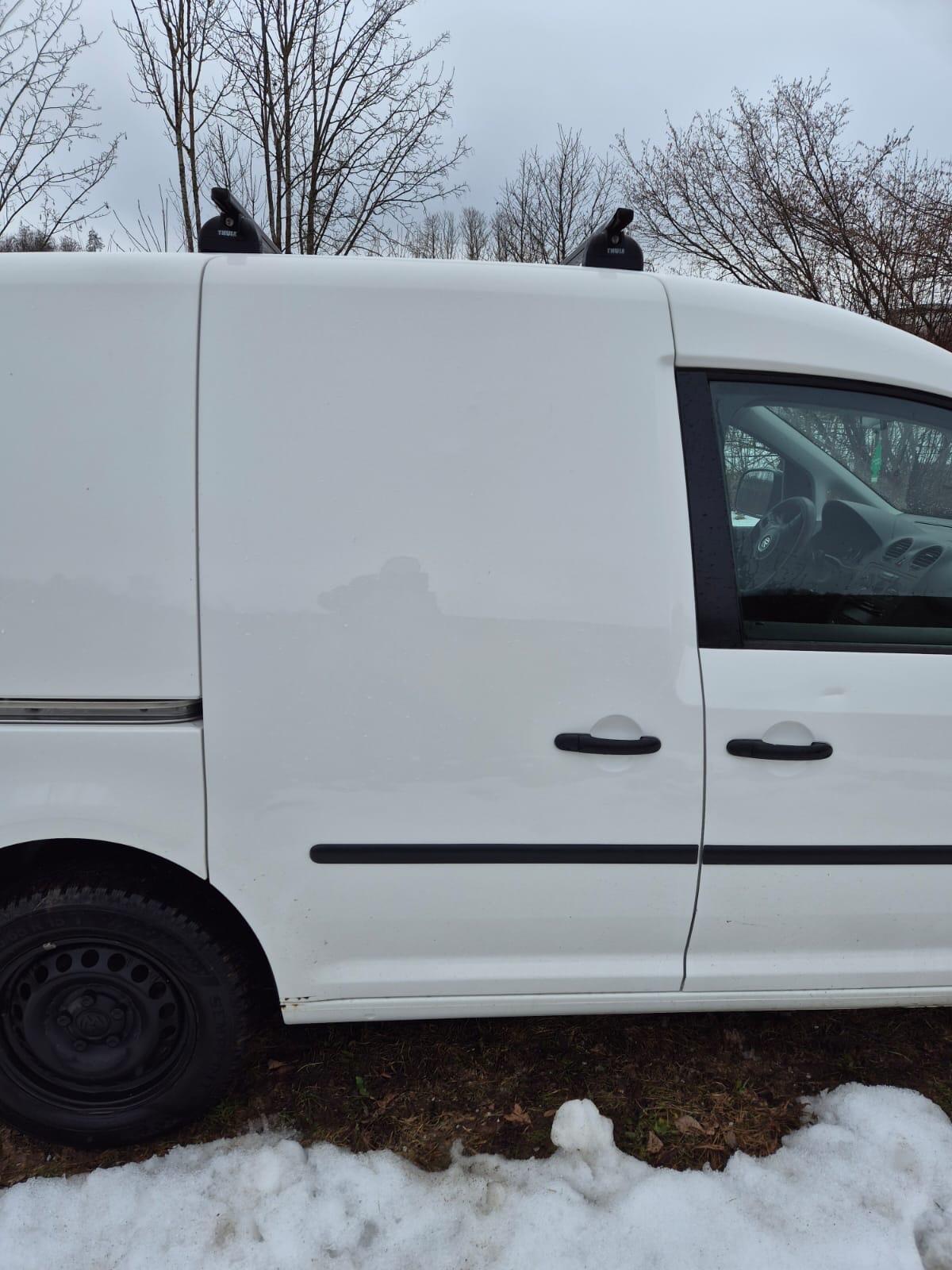 VW Caddy 1.6 TDI – Anhängerkupplung, Dachträger, sofort eins 3
