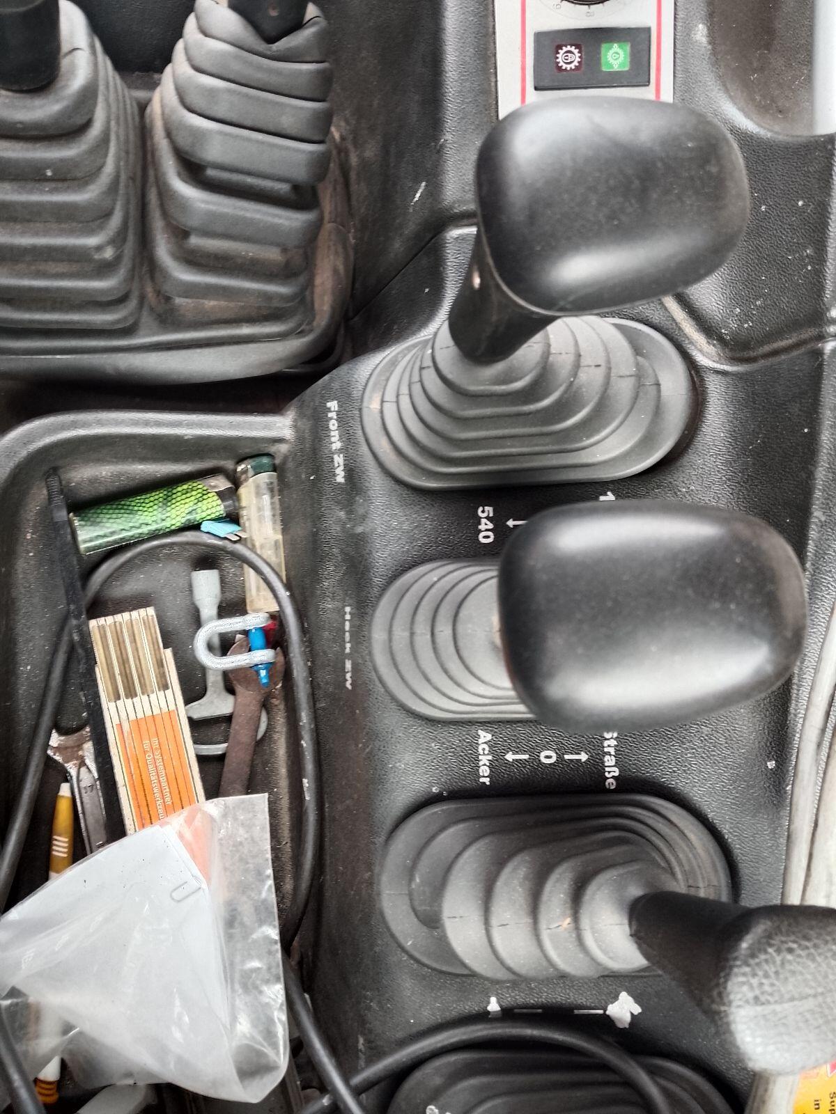 Lindner Unitrac 102 3