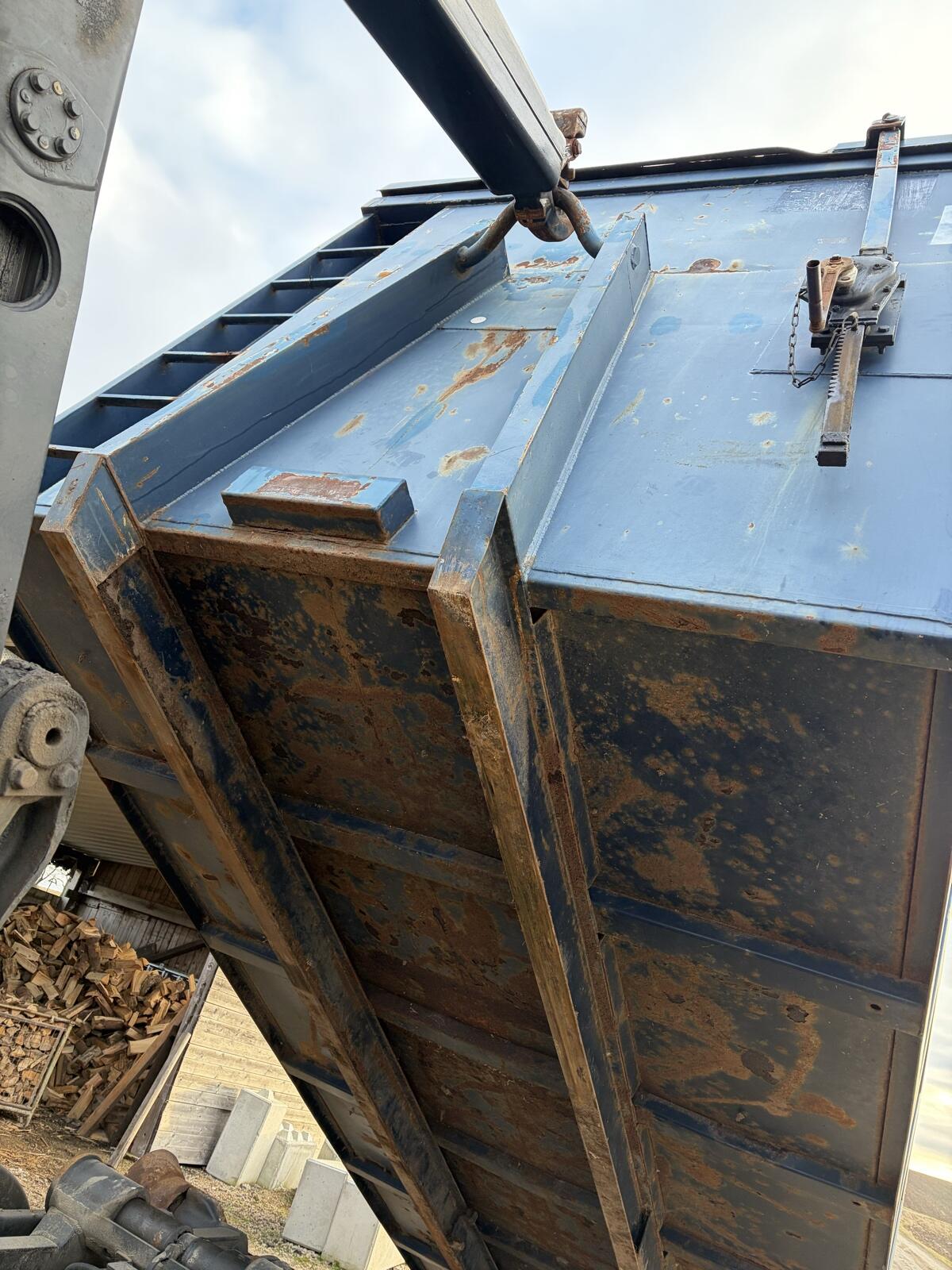 Abrollcontainer Hackenlift 36 cbm 2