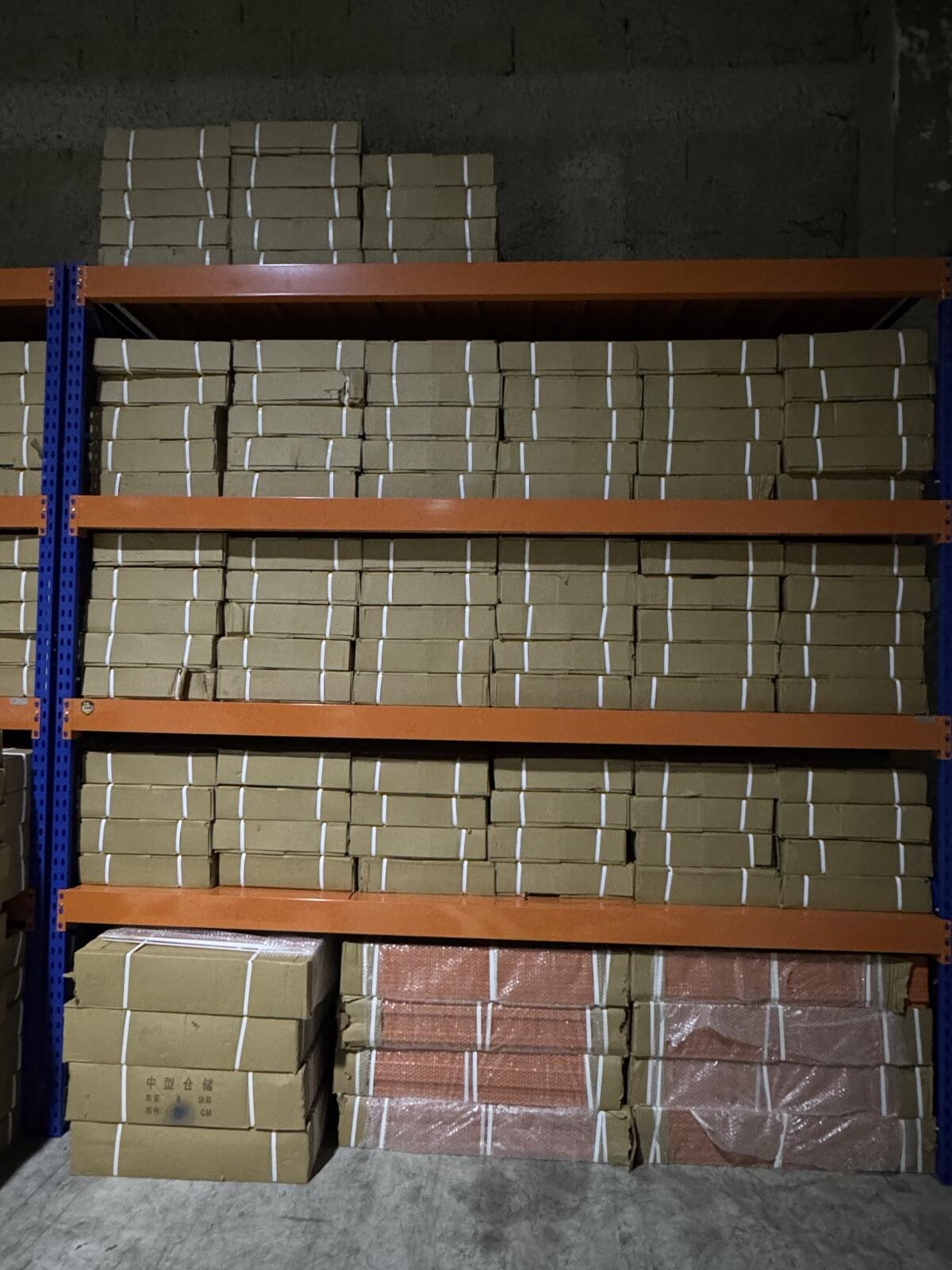 Schwerlastregale 200x150x60 Cm Tragfähigkeit 800 Kg 2