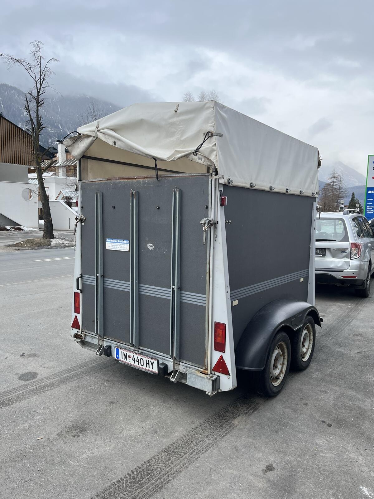 Anhänger Humbaur 2