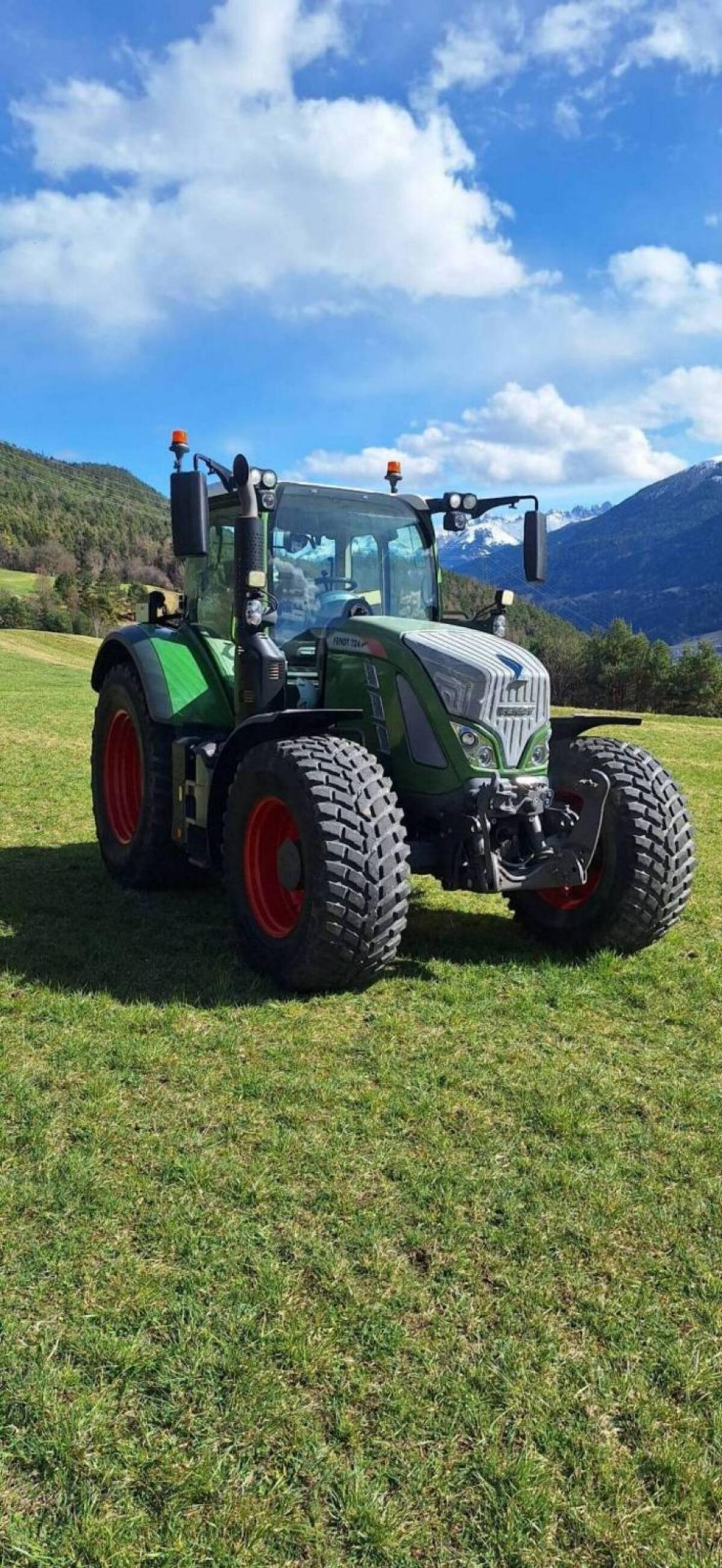 Fendt 724 S4 Profi 3