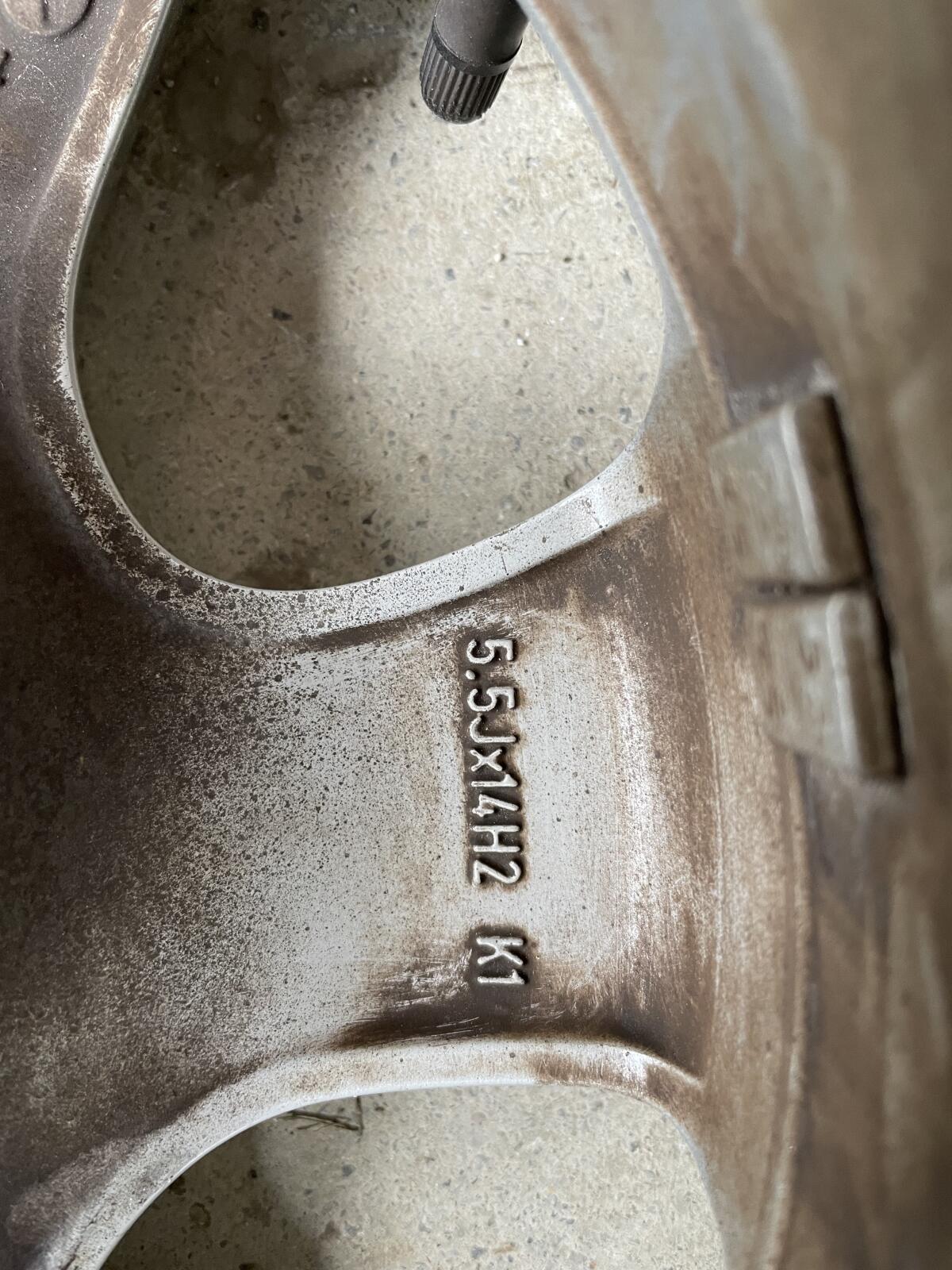 4 Alu-Kompletträder 14 Zoll 3