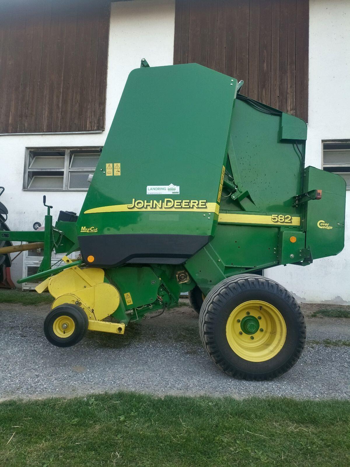 John Deere 582 Maxi Cut 3