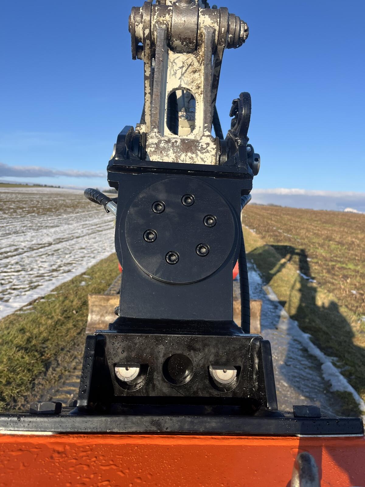 Powertilt mit hydr. MS03-Schnellwechsler 2