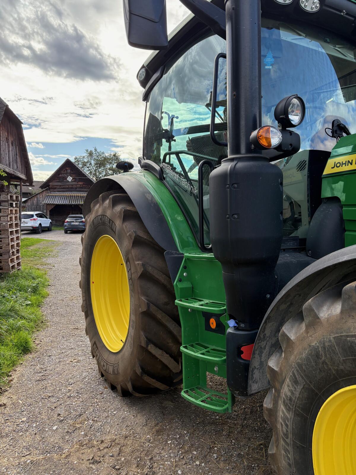 John Deere 6R 150 2
