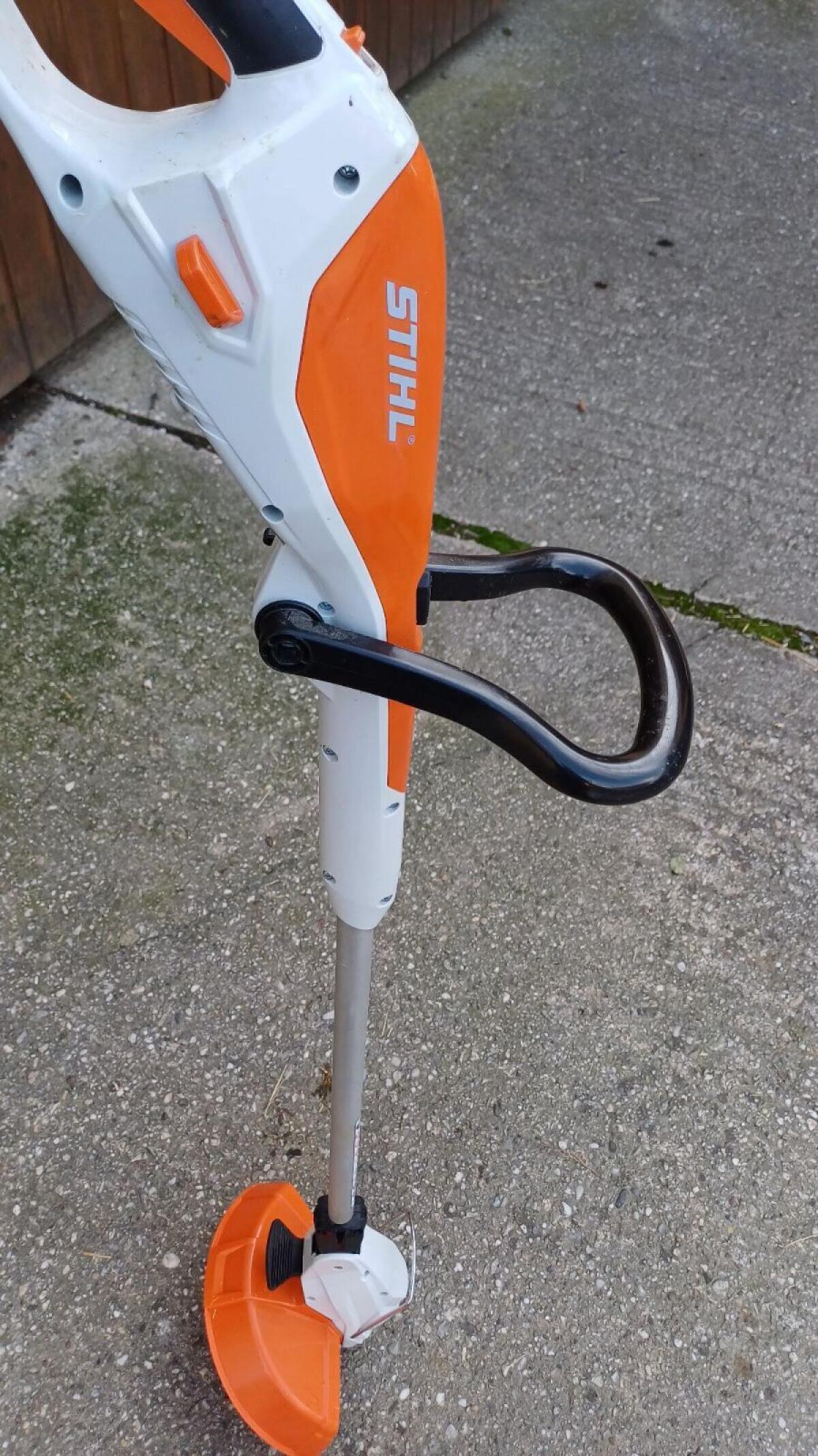 Stihl Rasentrimmer FSA 45 3