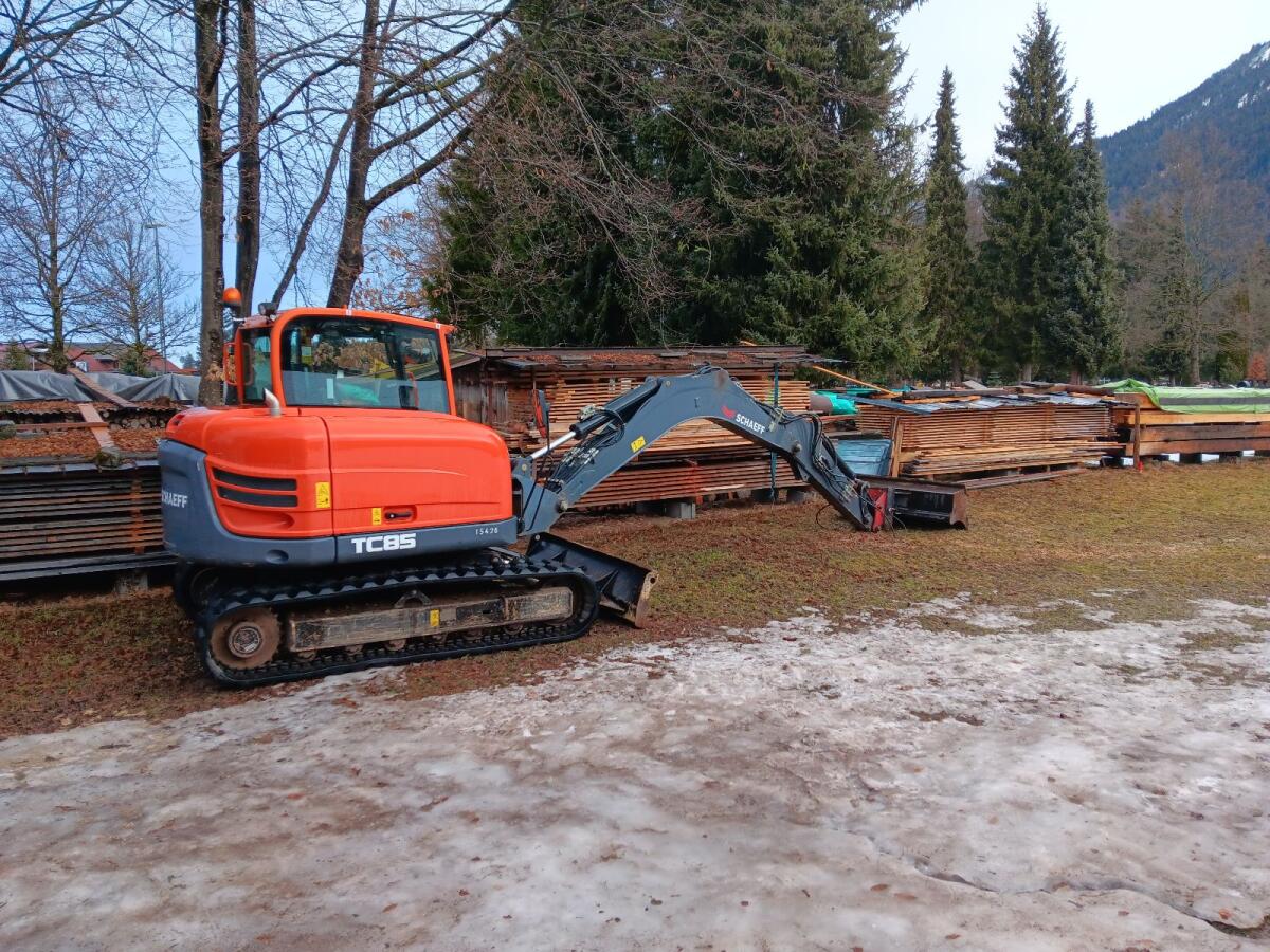 Bagger Schaeff Terex tc85 2