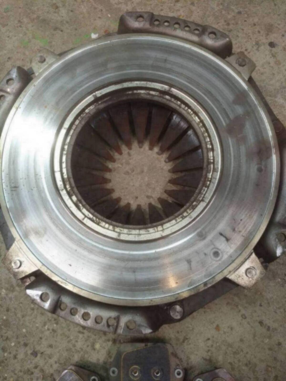 Defekte Kupplung und Scheibe Deutz Agrostar 4.78 2