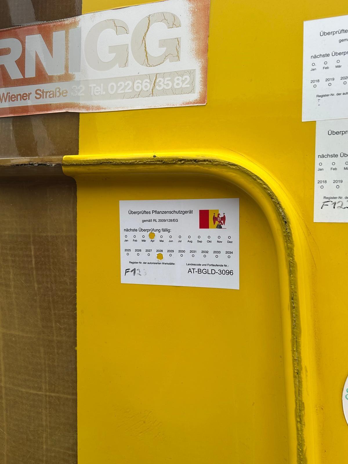 Feldspritze mit gültiger Prüfplankette bis 04/2028 2