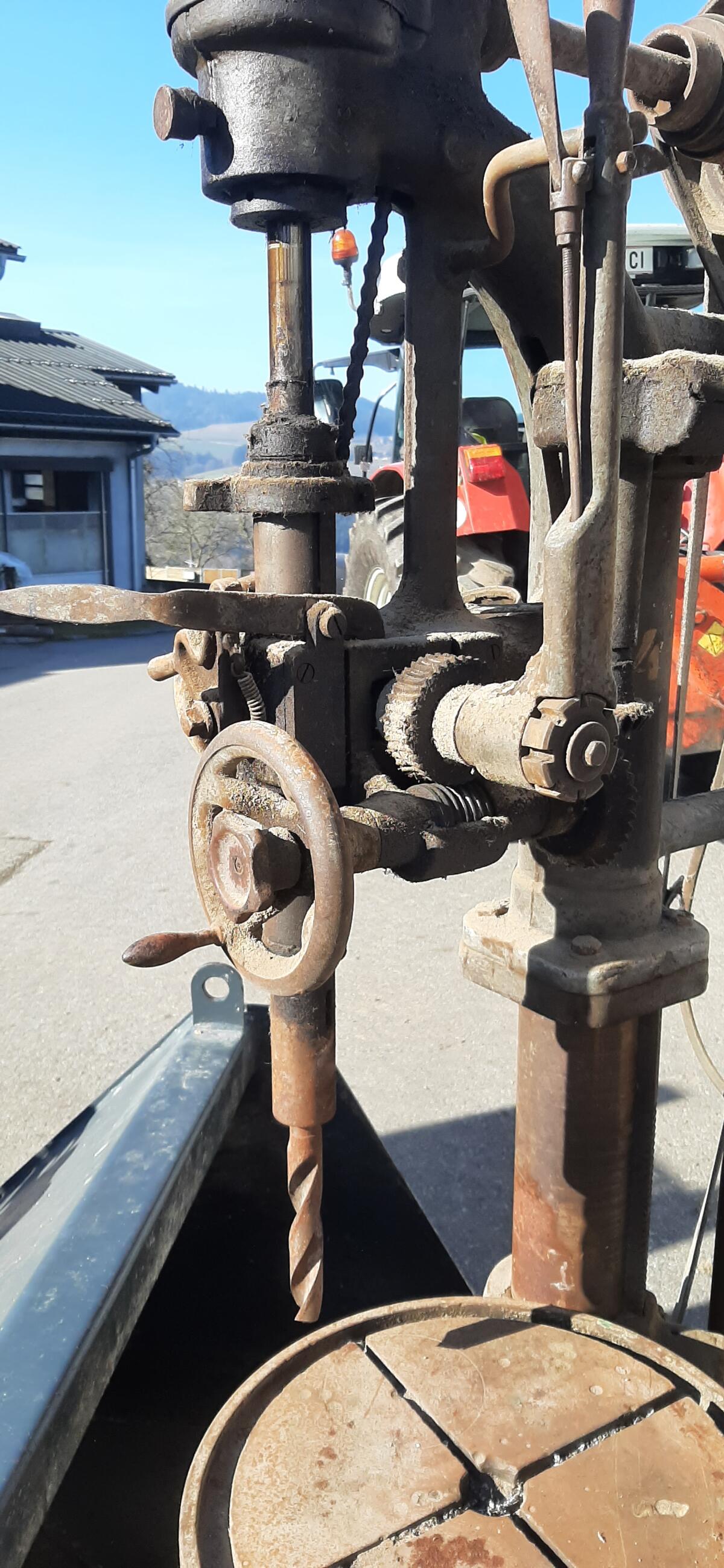 Ständerbohrmaschine 2