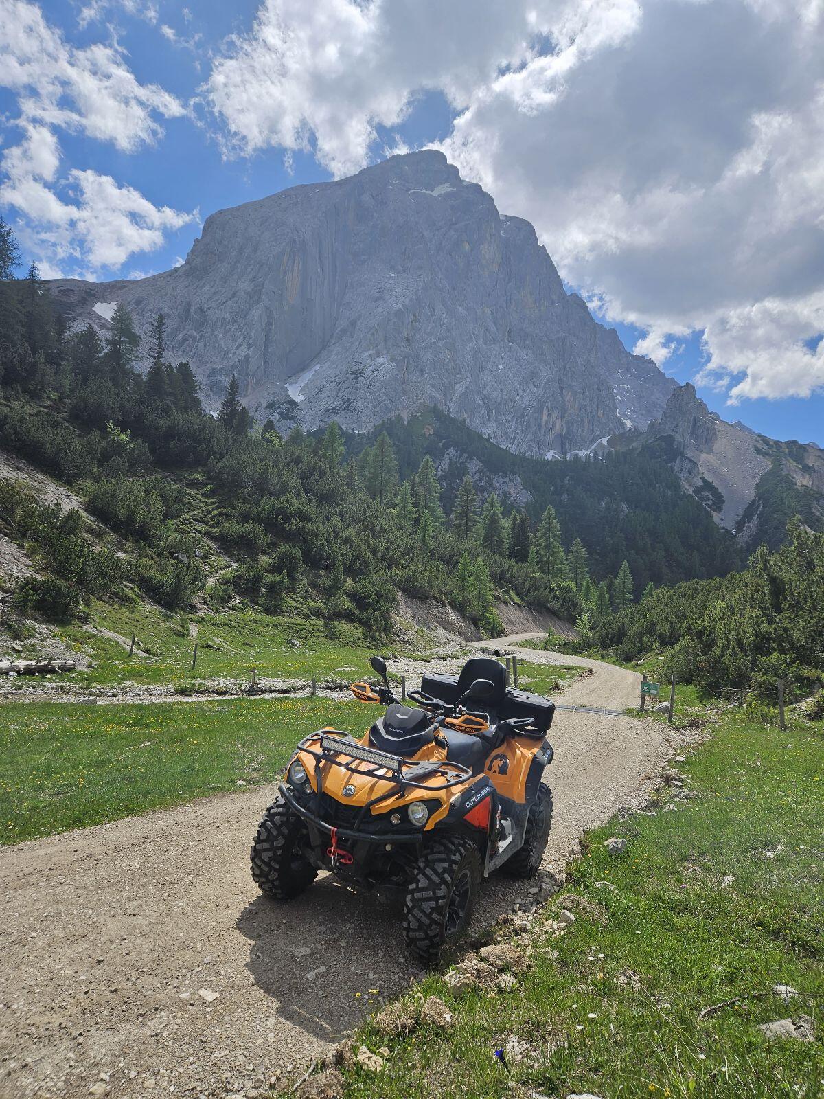 Can-Am Outlander Max Quad 570 2