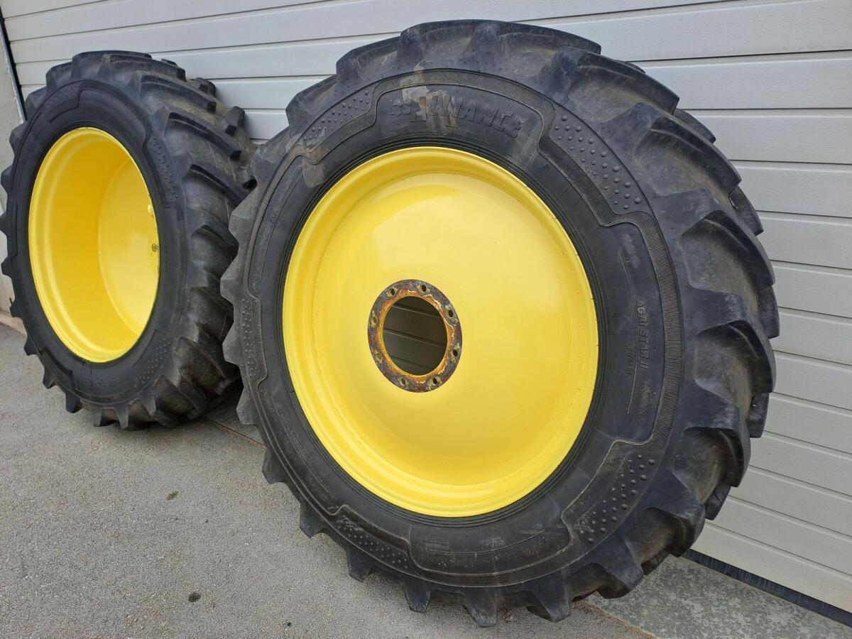 John Deere Kulturräder 210cm Spur 2