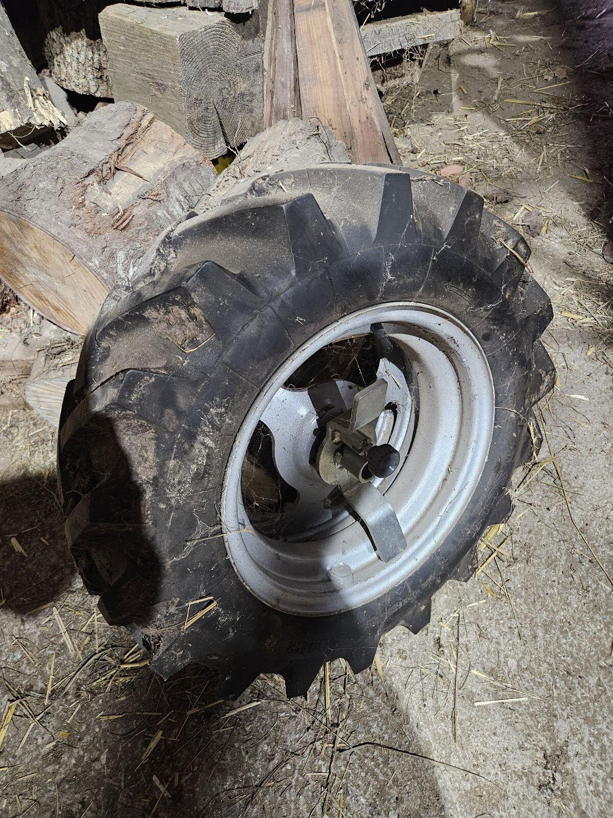 Aebi CC56 Zwillingsräder 3