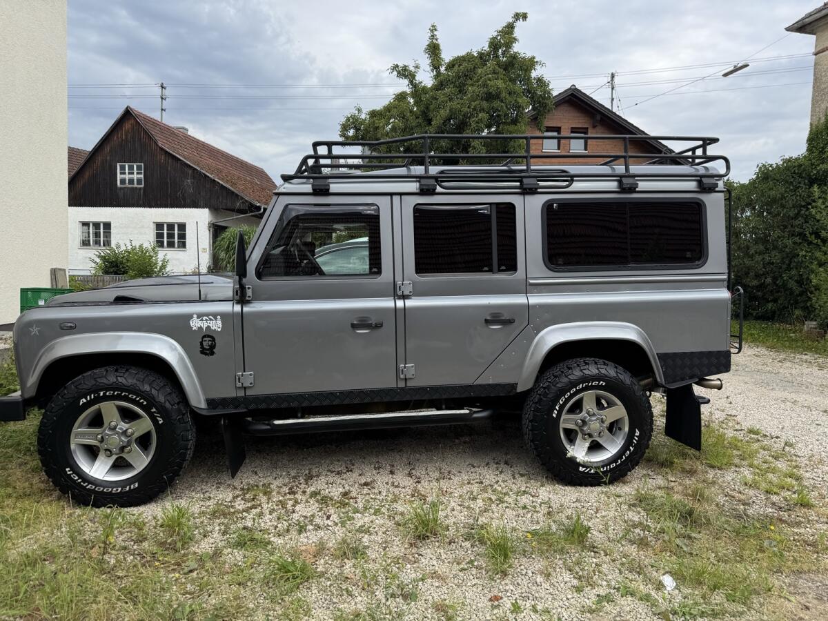 Land Rover Defender 110 Td4 Station Wagen SE 2