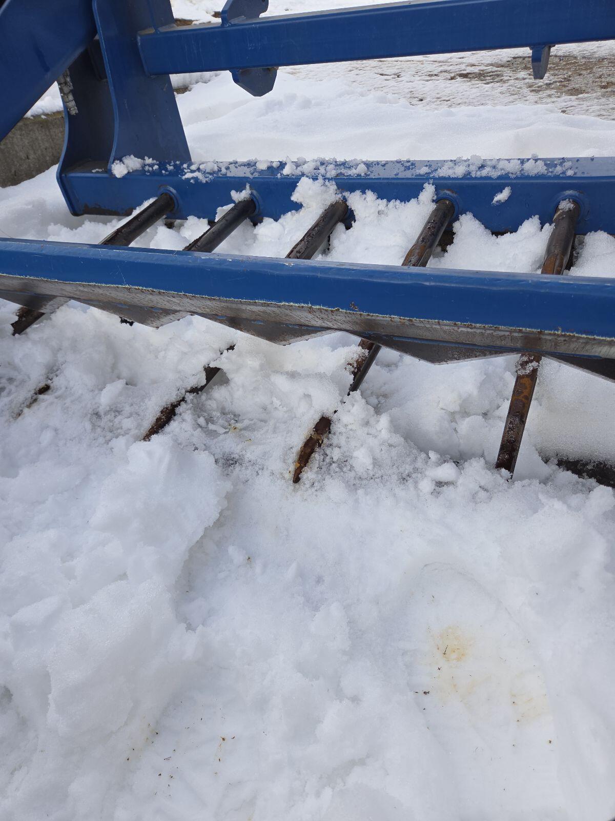 Göweil Rundballenschneider RBS 2