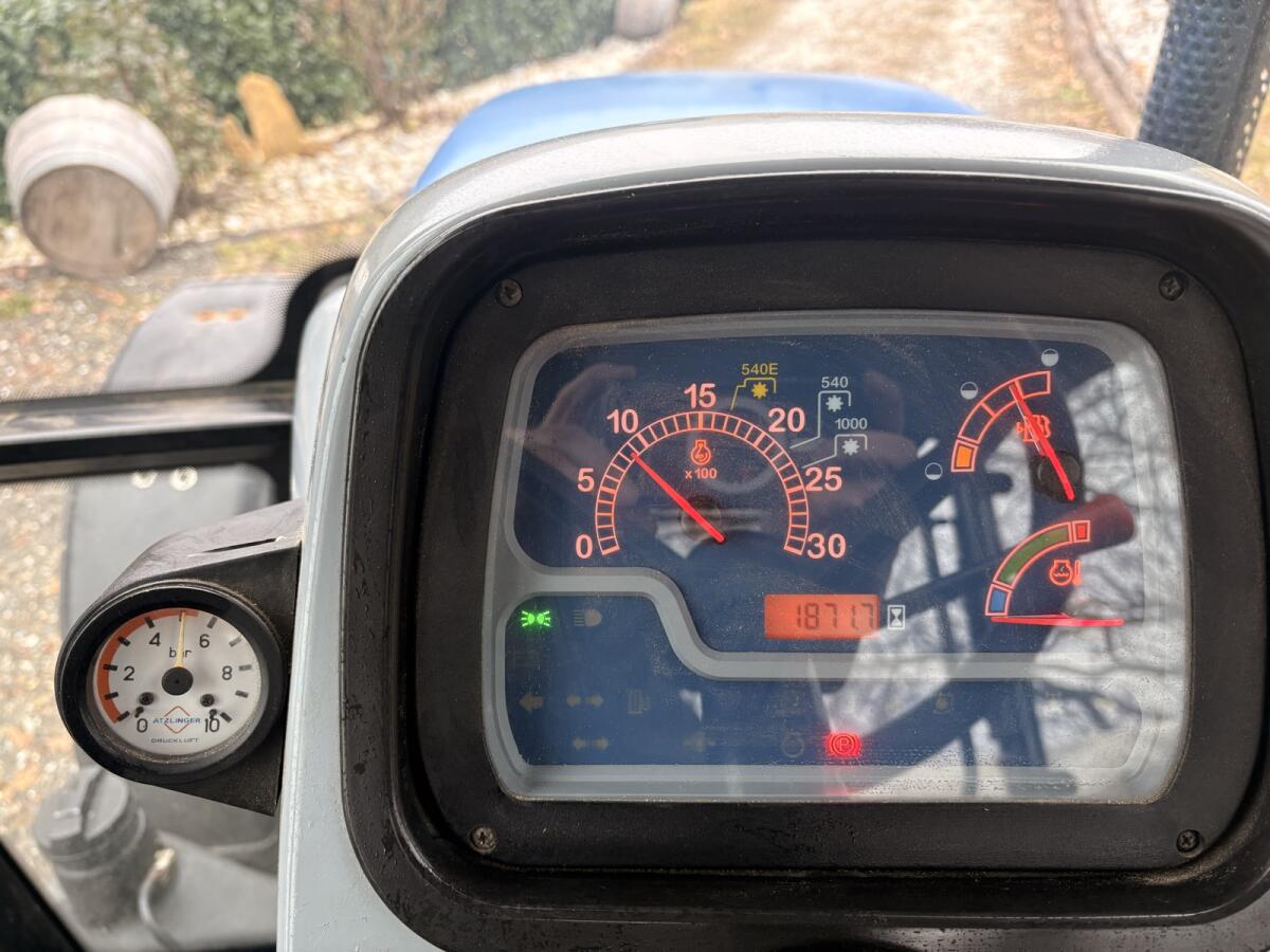 New Holland TD5010 3