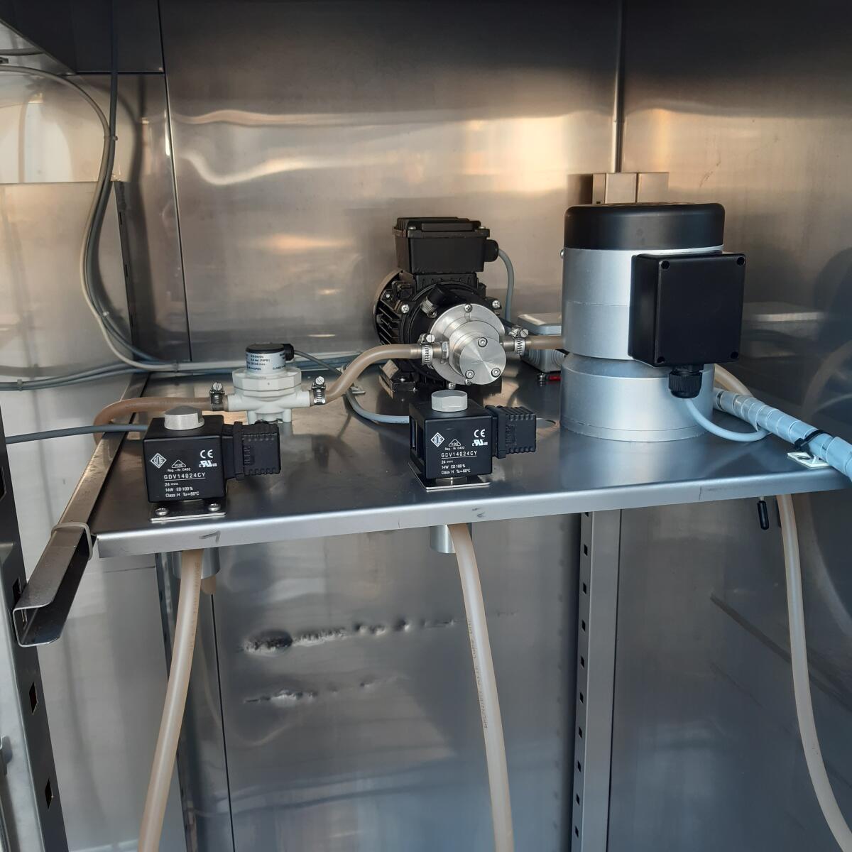 Milchautomat Brunimat 1300 DUO, Verkaufsautomat 3