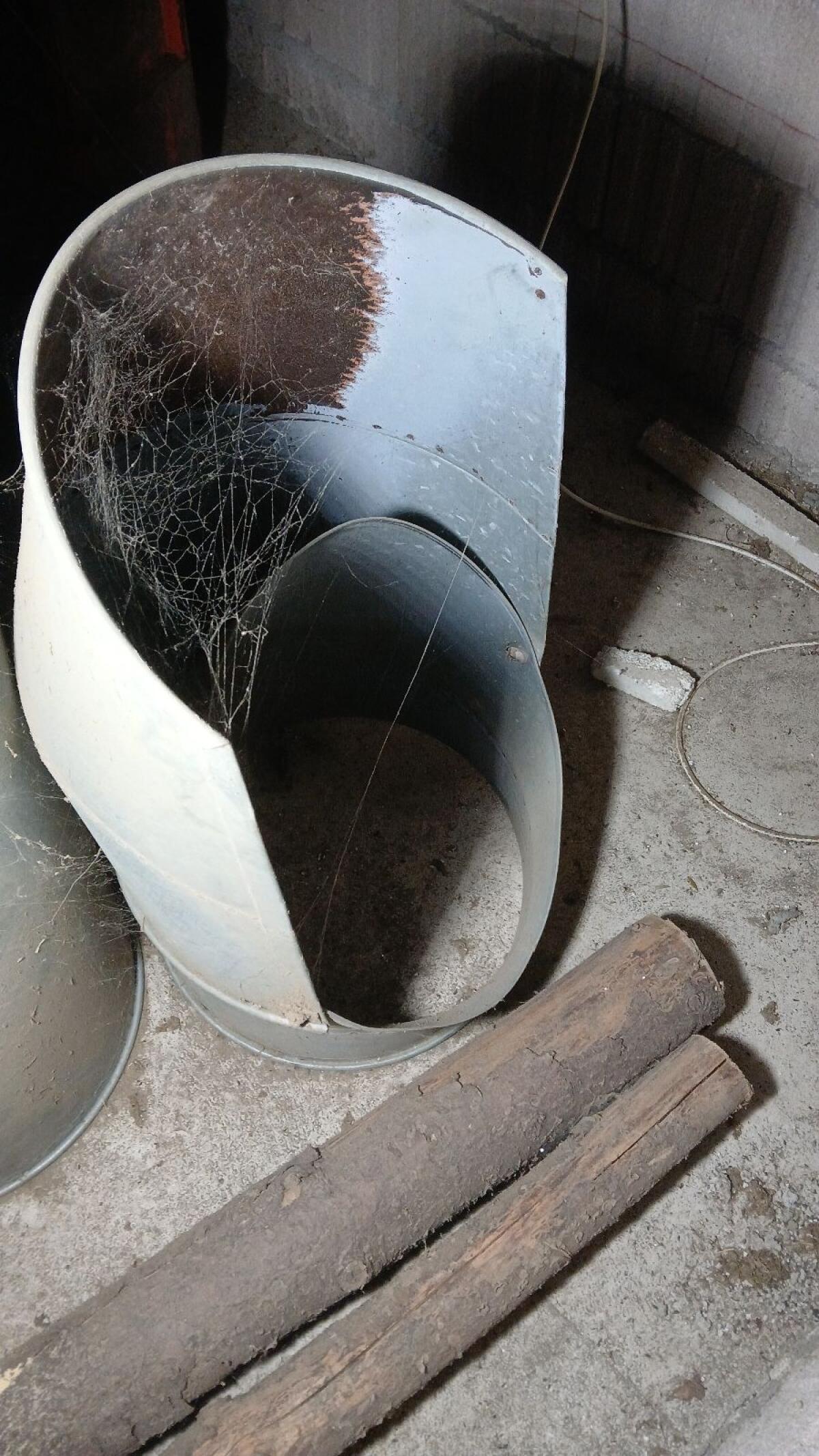 Auer Heugebläse mit Rohre und klappen 2