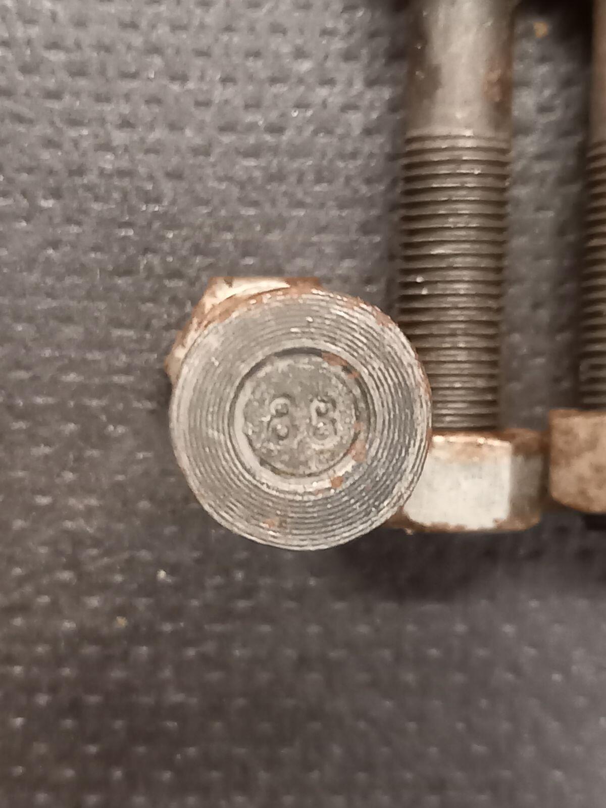 Schar Schrauben 7/16 ×60 Feingewinde 3