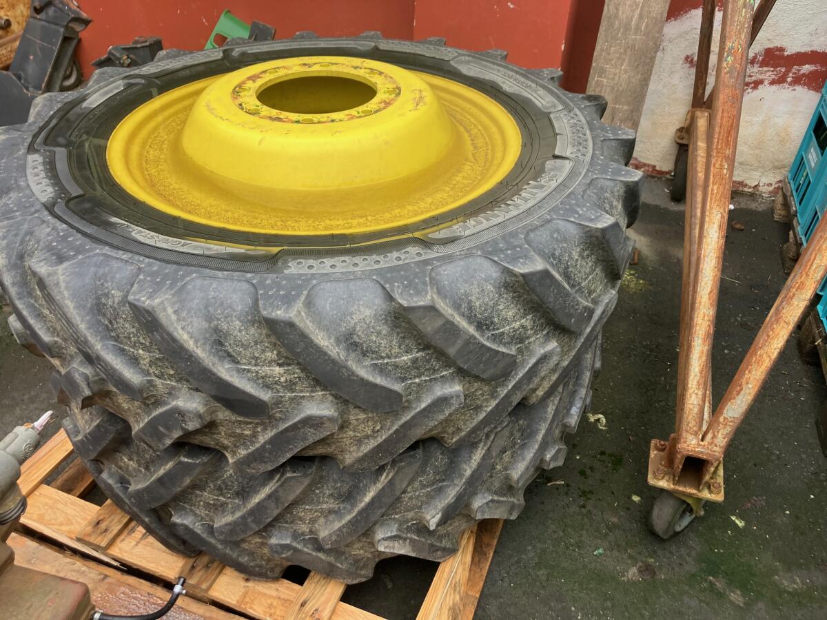 Pflegereifen zu John Deere Serie 6R-6M 4 Zylinder 3