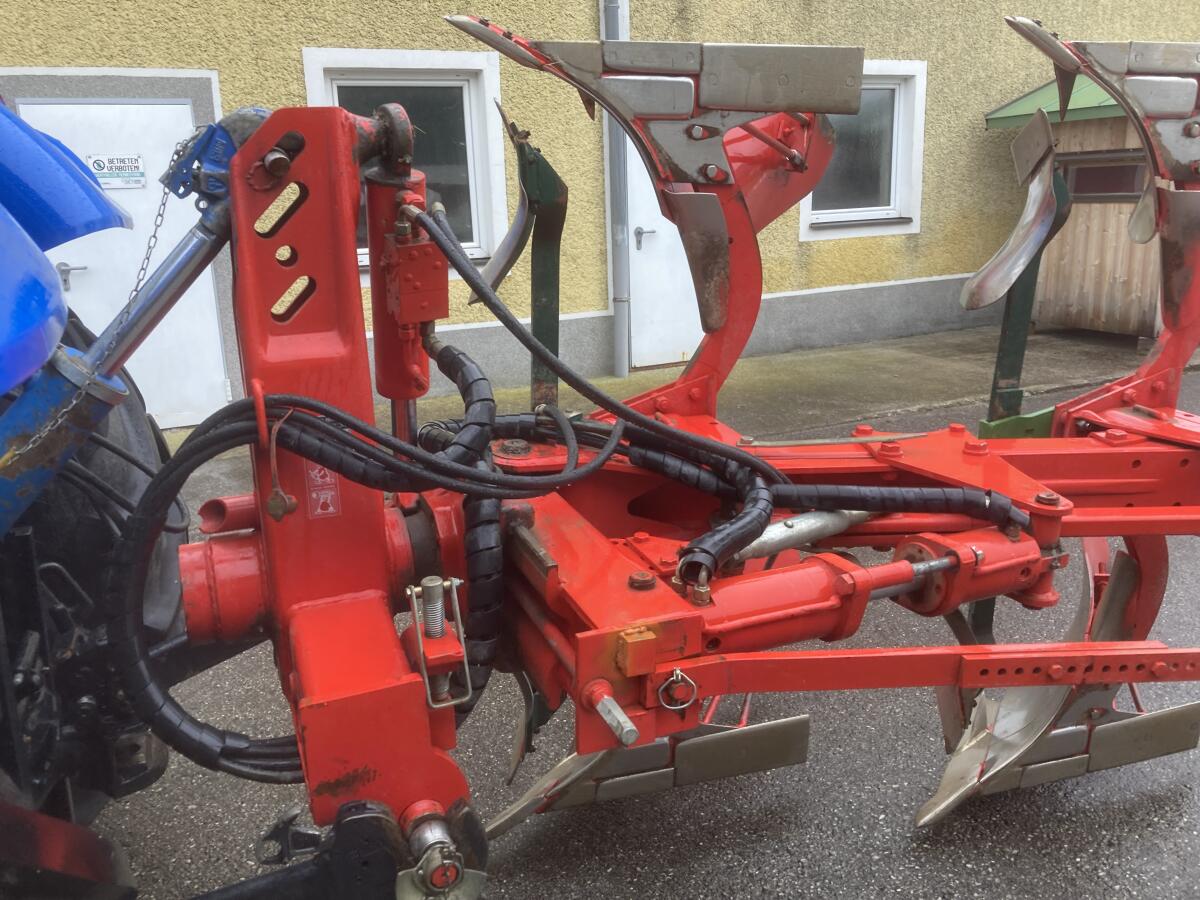 Vogel & Noot Drehpflug C Plus XMS1050 Vario + 8 neue Scharen 2