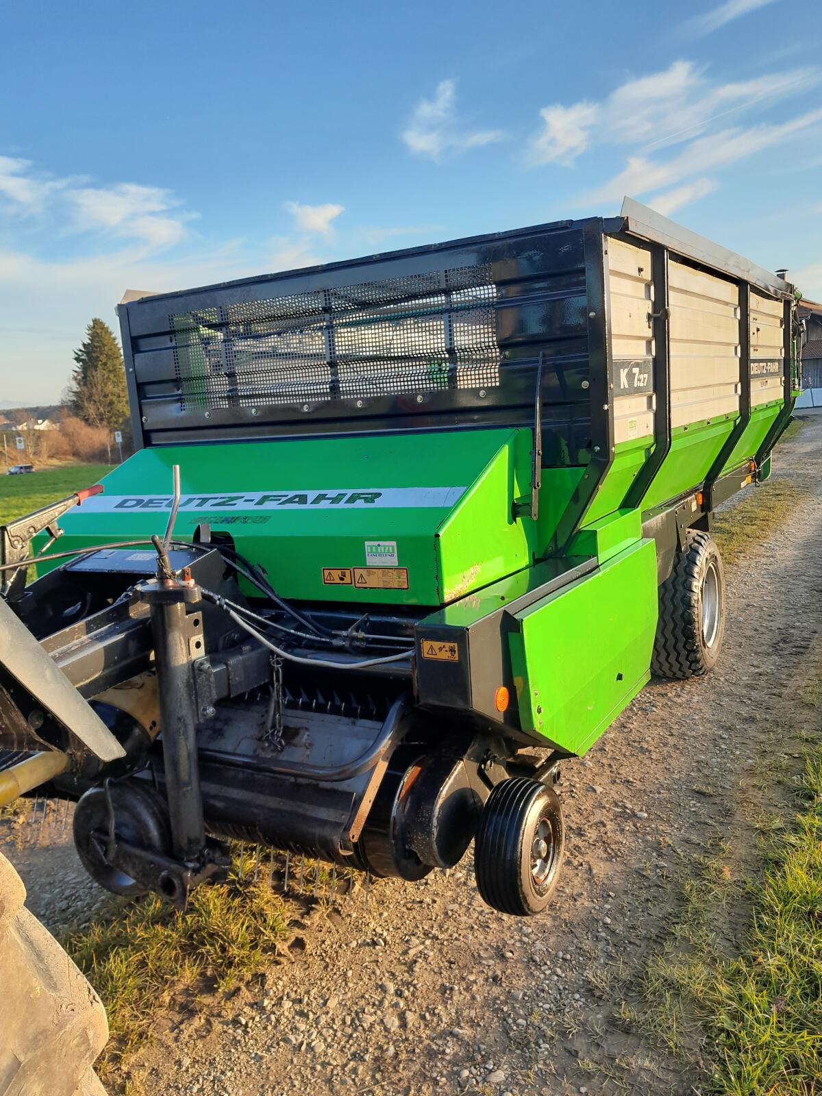 Ladewagen Deutz Fahr K7.27 3