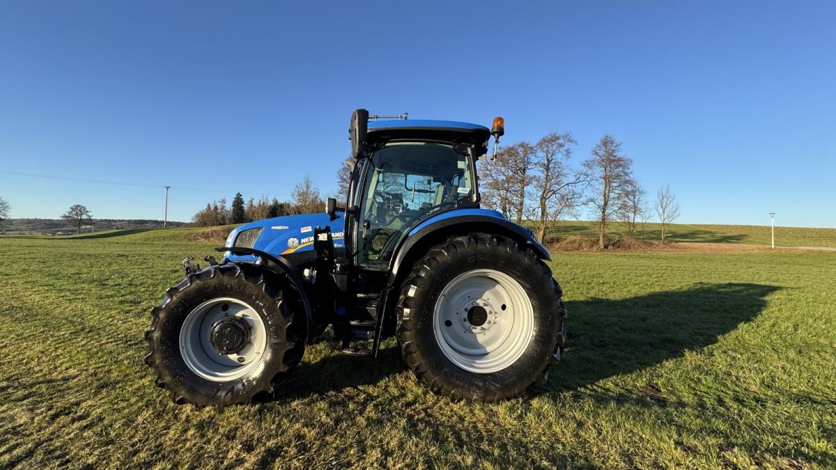 New Holland T6 160 Auto Command 2