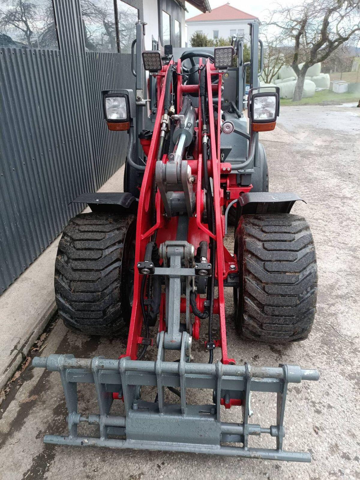 Weidemann 1770 CX50 Hoflader 3
