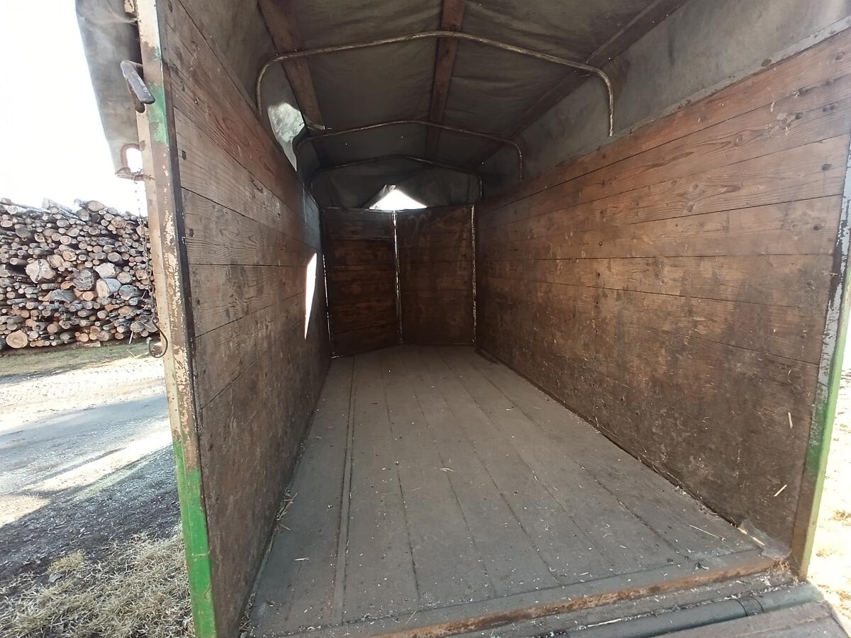 Viehanhänger für Traktor 3