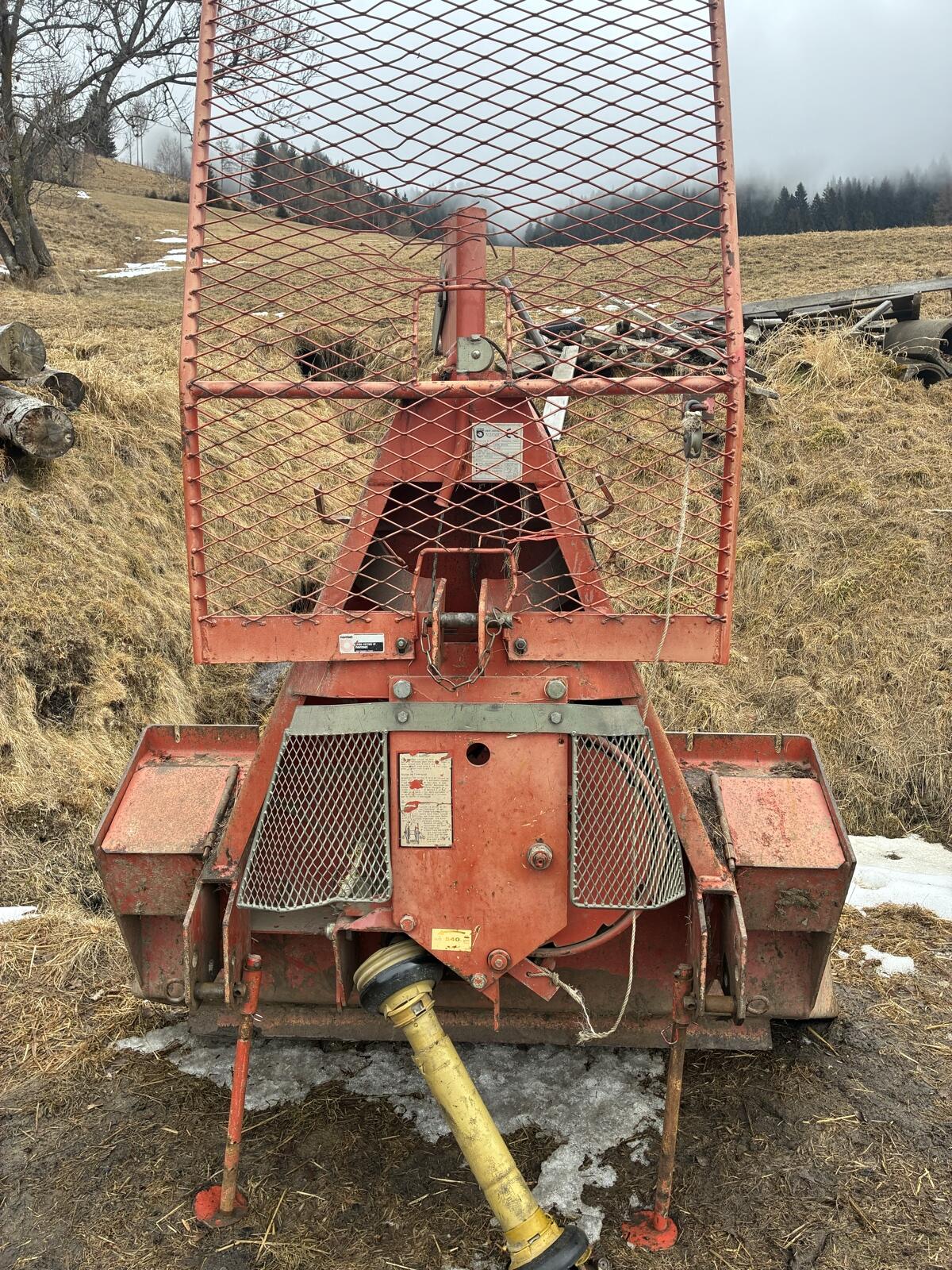 Farmi Winch 2