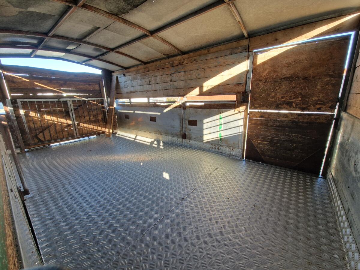 Tiertransportanhänger 3