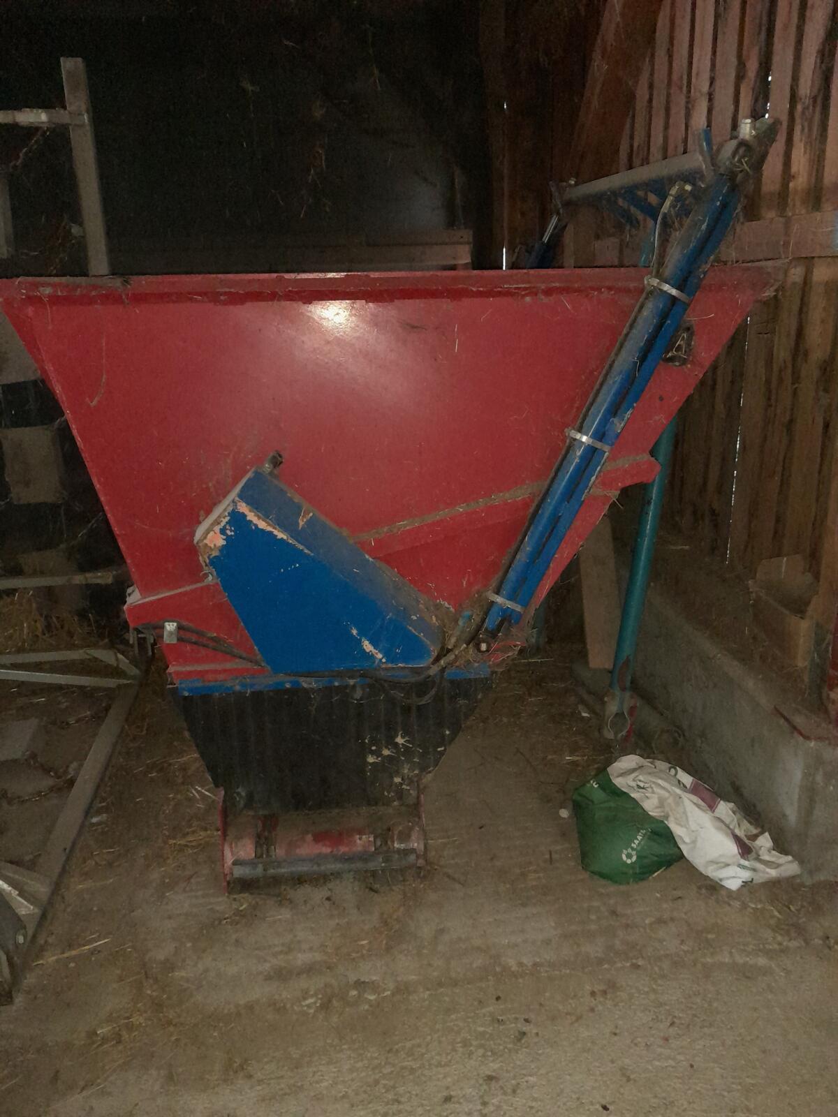 Einfütterungsschaufel 3