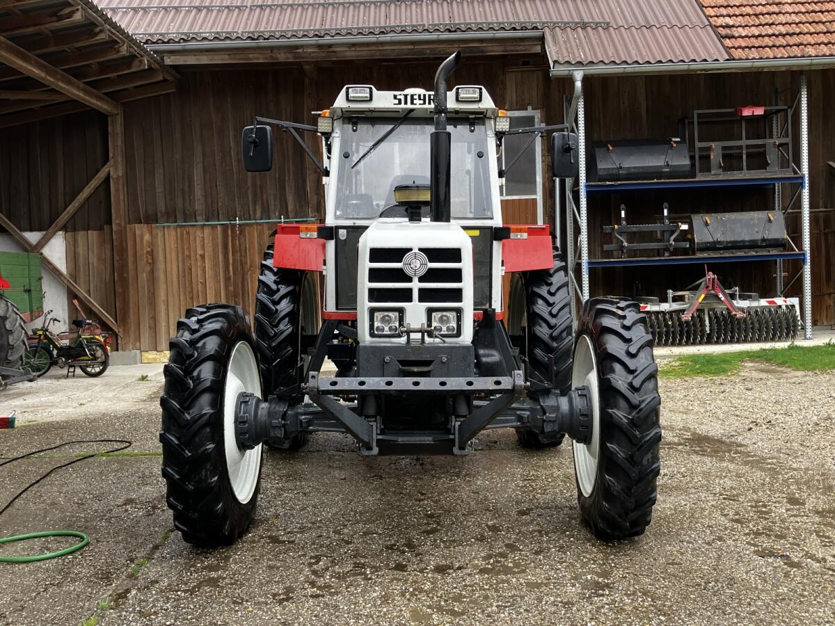 Pflegereifen Steyr 3