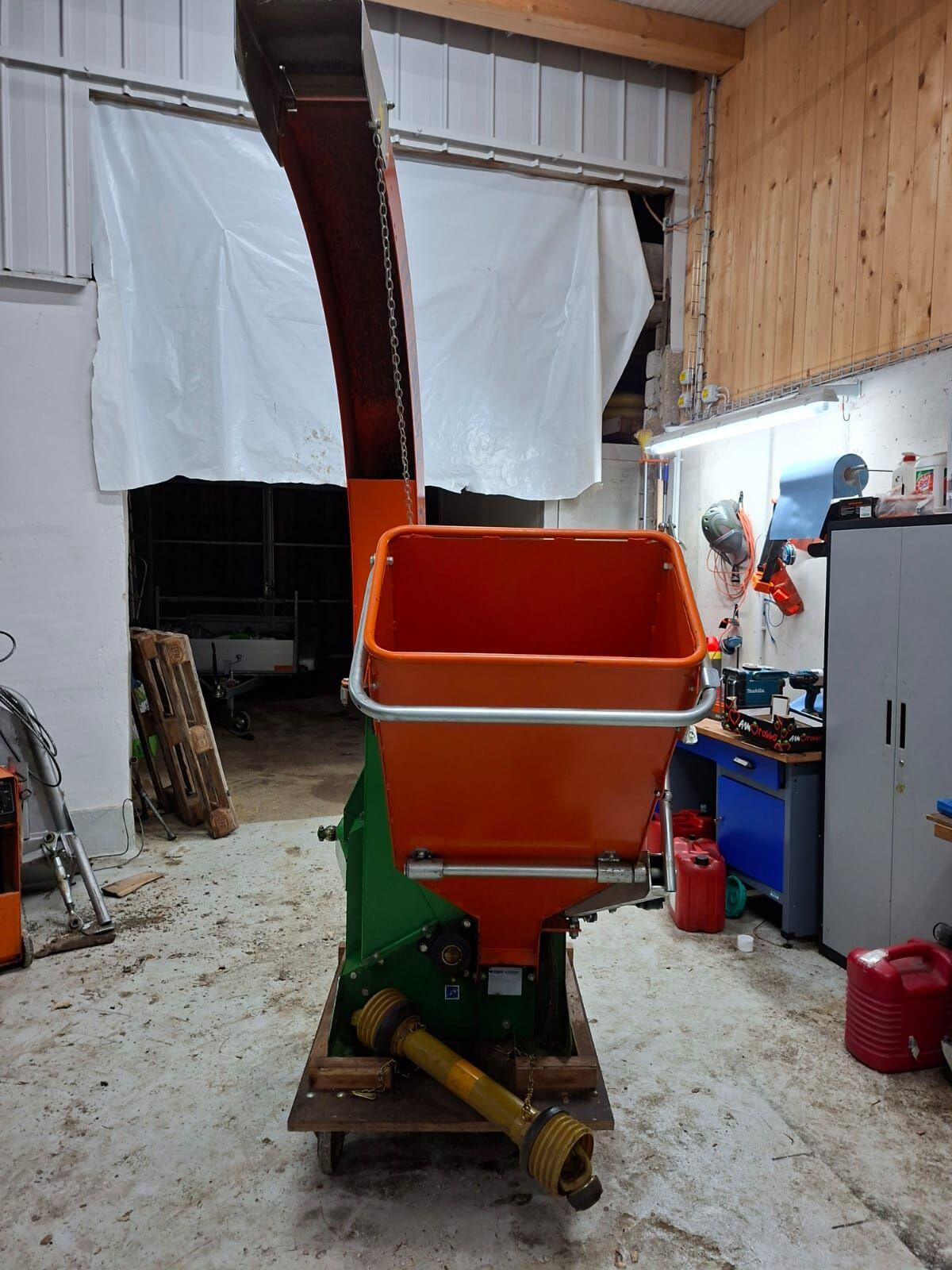 Posch Hackblitz 500 Holzhäcksler 3