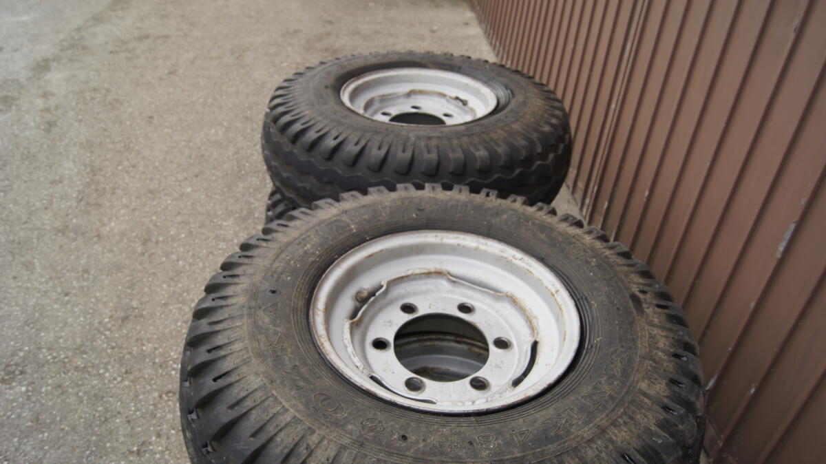 Reifen 11,5 80 15,3 2