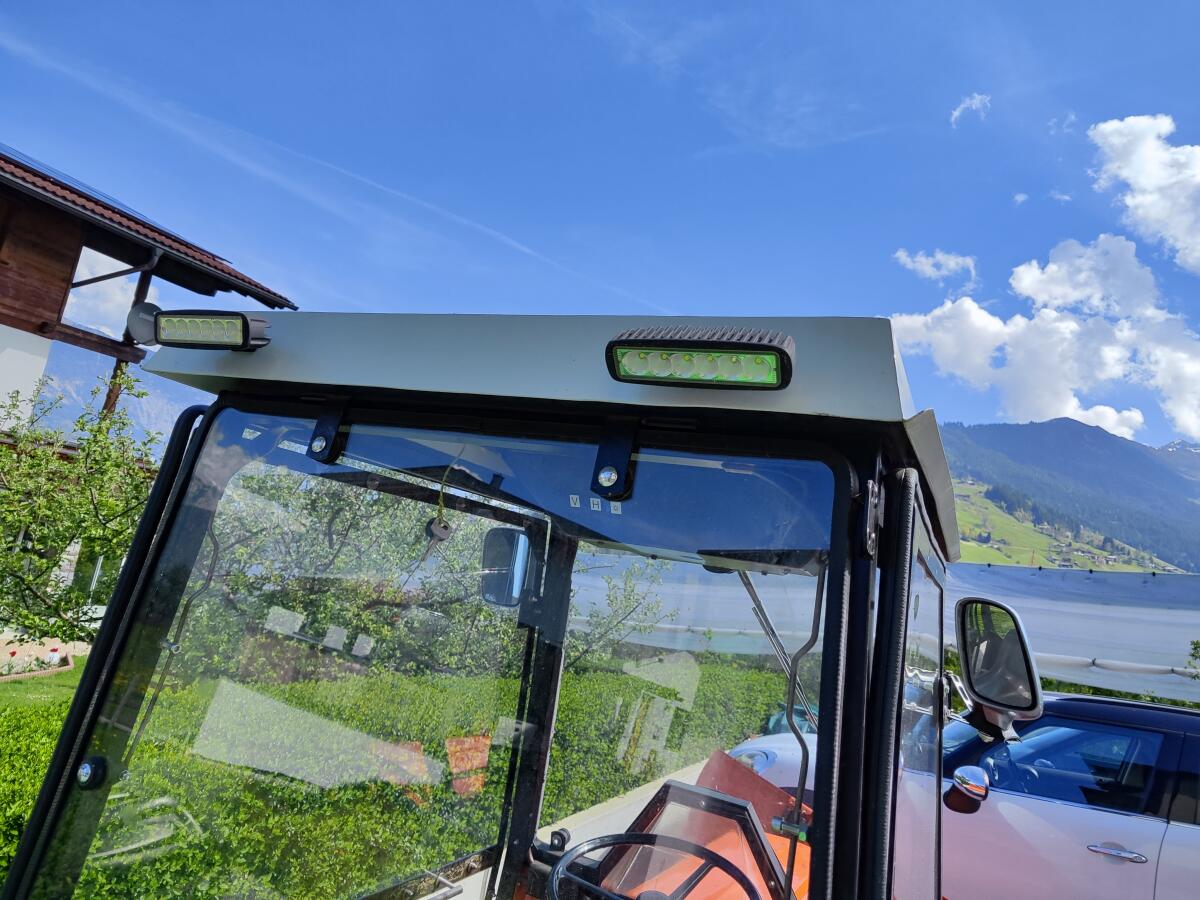 Winterdienst Kleintraktor Hakotrak 2