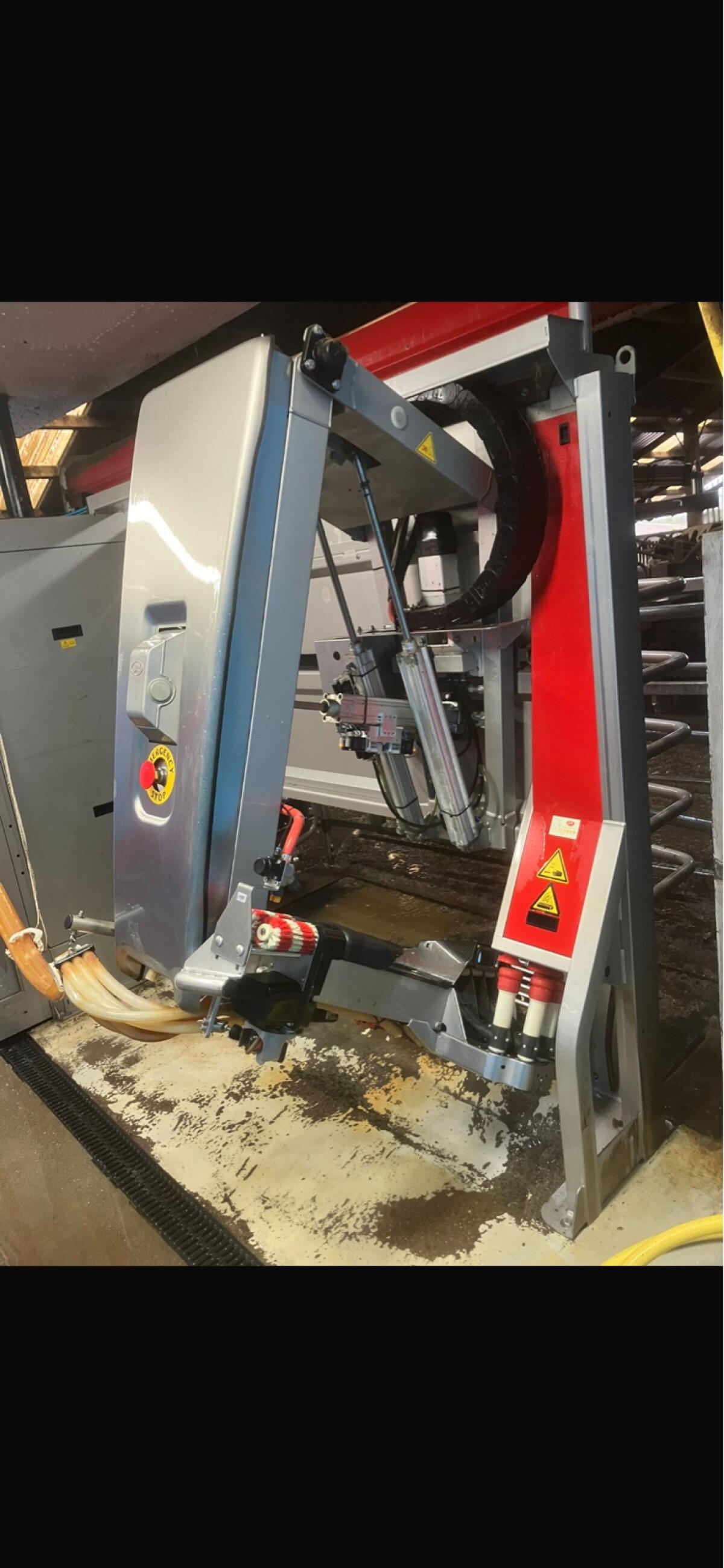 Melkroboter Lely A4 2016 komplett Anlage 2