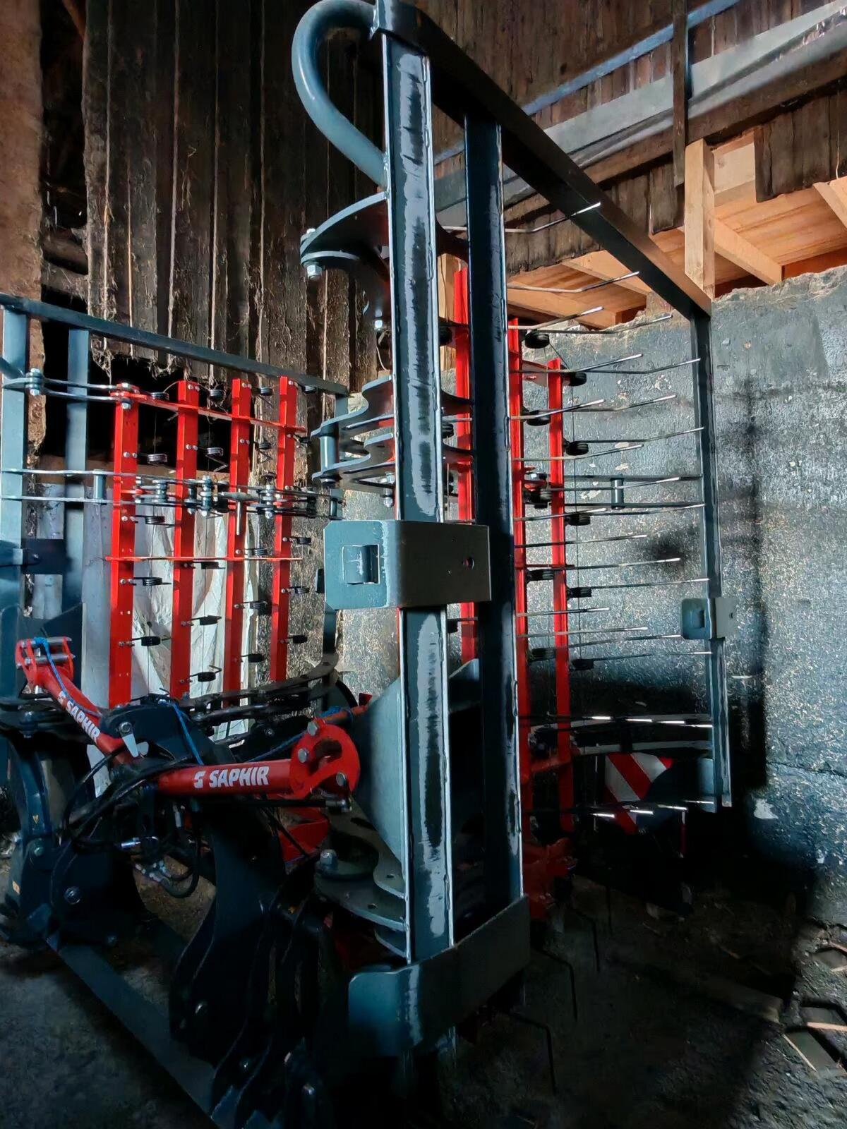 Saphir Striegel Wiesenstriegel 2