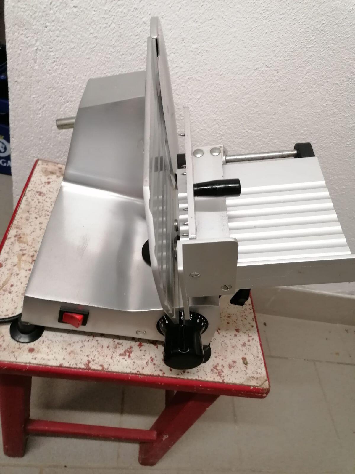 Schneidemaschine 3