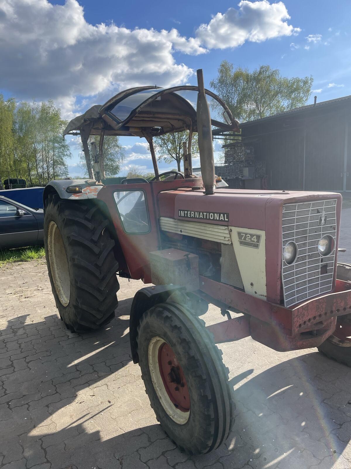 IHC 724 S Traktor Bj. 1969 3