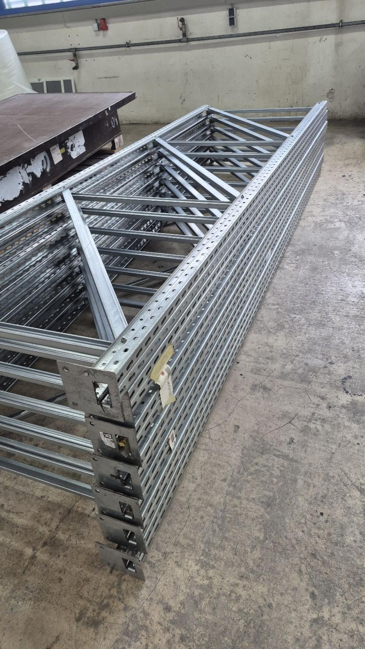 Schwerlastregal 3,5 m, 2.500 kg Fachlast 3